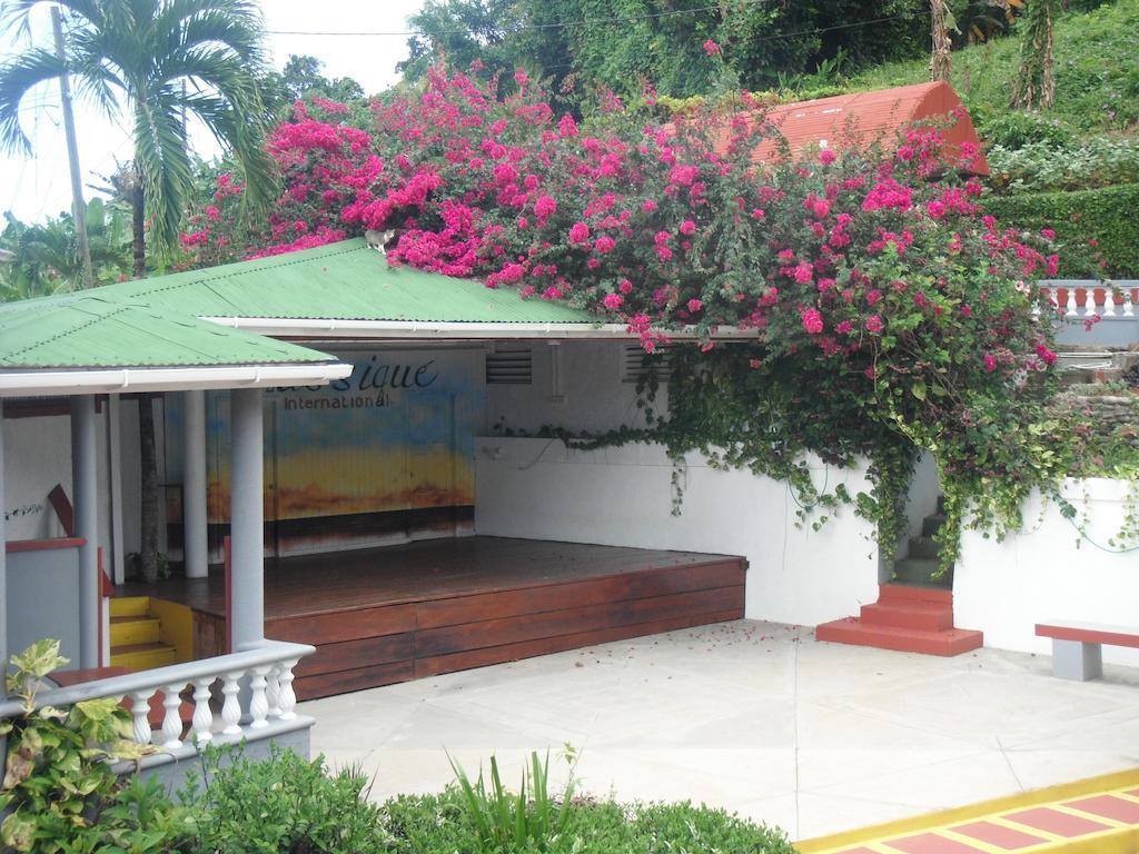 Classique International In Dominica Marigot Eksteriør billede
